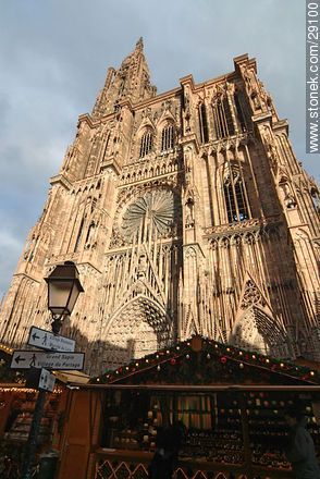 Cathedral of Strasbourg - Region of Alsace - FRANCE. Photo #29100