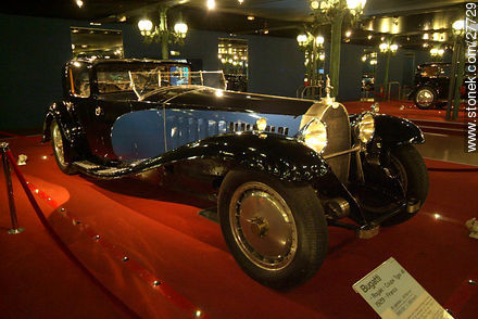 Bugatti Royale Coupe Type 41 luxury, 8 cil, 13 lit, 300CV, 200 Km/h, 1929 - Region of Alsace - FRANCE. Foto No. 27729