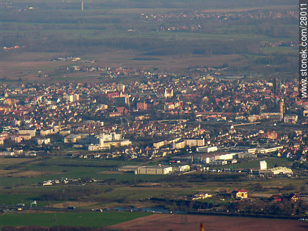 Vista aérea desde el Castillo Haut-Koenigsbourg. Ciudad de Orshwiller. - Región de Alsacia - FRANCIA. Foto No. 28011