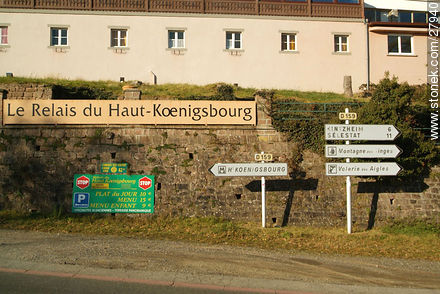 Restaurant Le Relais du Haut-Koenigsbourg.  - Region of Alsace - FRANCE. Foto No. 27940