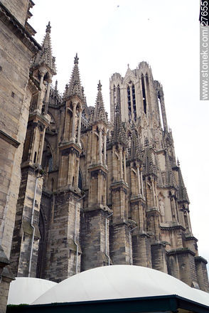 Lateral de la Catedral de Reims -  - FRANCIA. Foto No. 27655