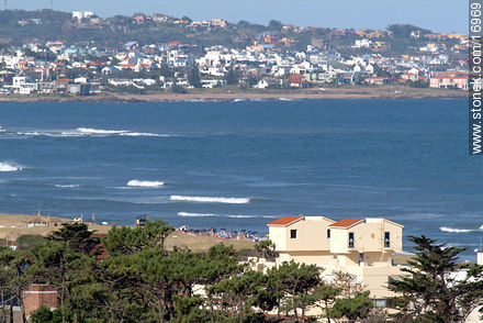 Playa Brava y residencias de La Barra - Punta del Este y balnearios cercanos - URUGUAY. Foto No. 16969