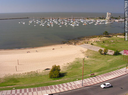 Playa del Puerto del Buceo. - Departamento de Montevideo - URUGUAY. Foto No. 17693
