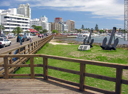  - Punta del Este y balnearios cercanos - URUGUAY. Foto No. 18070