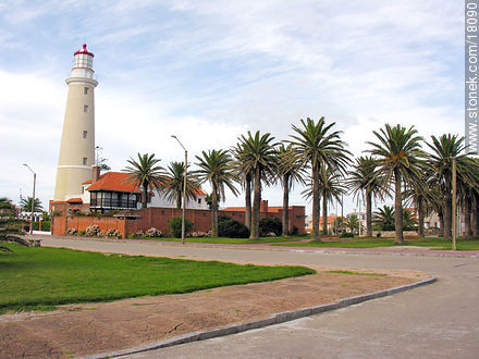 Lighthouse of Punta del Este - Punta del Este and its near resorts - URUGUAY. Photo #18090
