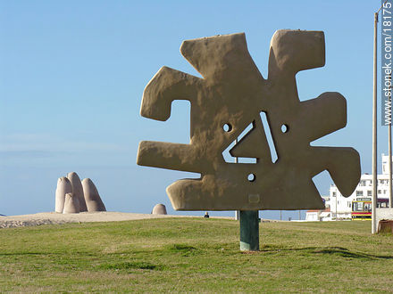  - Punta del Este y balnearios cercanos - URUGUAY. Foto No. 18175