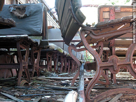 Ruinas de vagón  de tren para reconstrucción -  - IMÁGENES VARIAS. Foto No. 18643