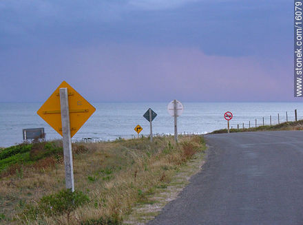 Ruta 10 en Punta Negra - Departamento de Maldonado - URUGUAY. Foto No. 16079