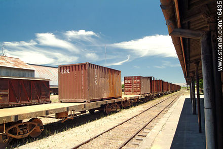 Trenes de carga en Tacuarembó - Departamento de Tacuarembó - URUGUAY. Foto No. 16435