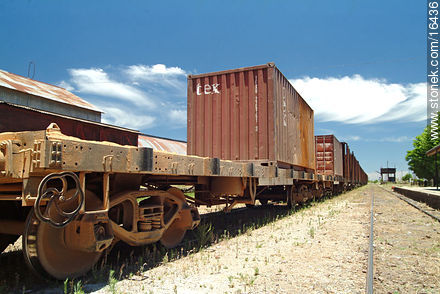 Trenes de carga en Tacuarembó - Departamento de Tacuarembó - URUGUAY. Foto No. 16436