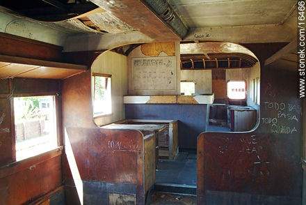 Interior of an old train - Tacuarembo - URUGUAY. Foto No. 16466