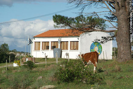 Escuela Rural. Villa Serrana - Departamento de Lavalleja - URUGUAY. Foto No. 26785