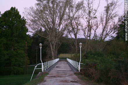 Puente peatonal - Departamento de Lavalleja - URUGUAY. Foto No. 26847