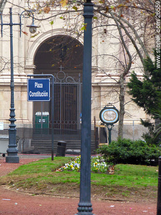 Plaza Constitución o Matriz - Departamento de Montevideo - URUGUAY. Foto No. 26559