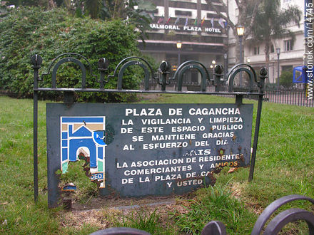 ¿Quién cuida la plaza? -  - URUGUAY. Foto No. 14745