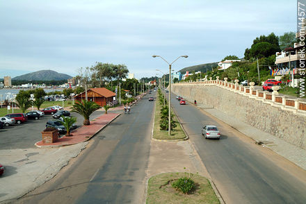 Avenida Piria desde las aerosillas - Departamento de Maldonado - URUGUAY. Foto No. 14577