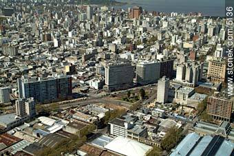 Libertador Ave.. downtown - Department of Montevideo - URUGUAY. Photo #5136