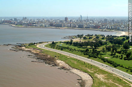 Rambla Wilson. Club de Golf en Punta Carretas. - Departamento de Montevideo - URUGUAY. Foto No. 5337