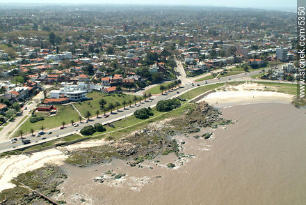 Punta Gorda. Playa Honda y la de los ingleses. Rambla O'Higgins y Coimbra. - Departamento de Montevideo - URUGUAY. Foto No. 5350