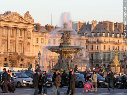  - Paris - FRANCE. Foto No. 24502