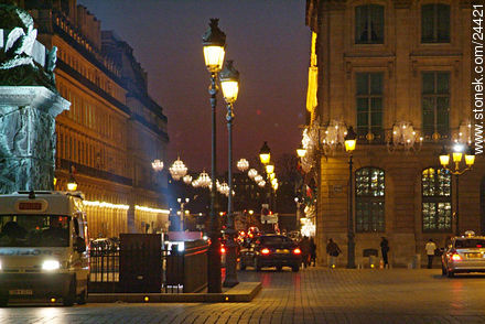 Place Vendôme. Rue de Castiglione - París - FRANCIA. Foto No. 24421