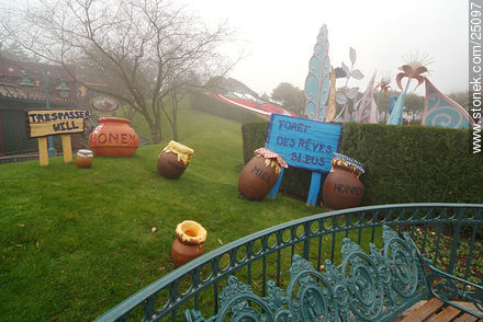 Tarros de miel en Eurodisney - París - FRANCIA. Foto No. 25097