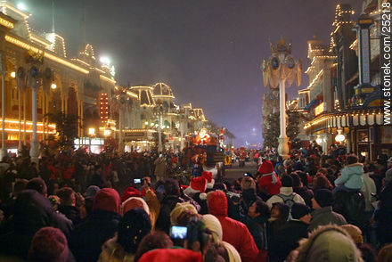 Desfile de Navidad en Eurodisney - París - FRANCIA. Foto No. 25218