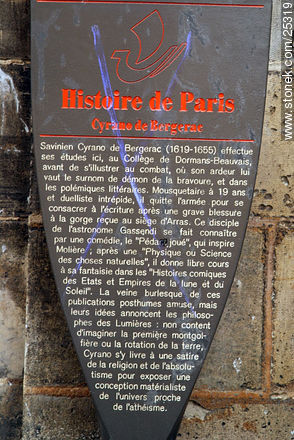 Rue de Beauvais. Cyrano de Bergerac - París - FRANCIA. Foto No. 25319