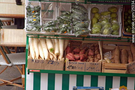 Más verduras - París - FRANCIA. Foto No. 25334