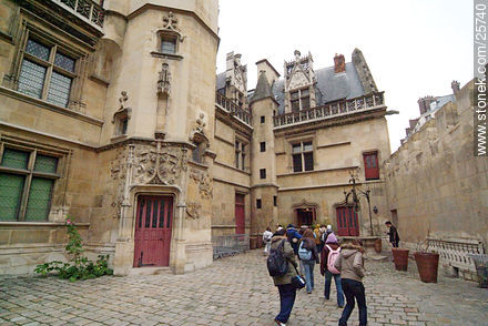 Museo de la Edad Media Cluny próximo a la Sorbonne - París - FRANCIA. Foto No. 25740