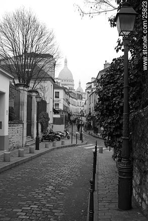 Rue de Saint-Rustique - París - FRANCIA. Foto No. 25823
