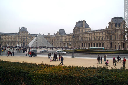 Musée du Louvre - Paris - FRANCE. Photo #25877