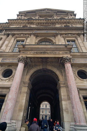 Musée du Louvre - París - FRANCIA. Foto No. 25918
