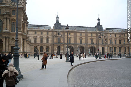 Musée du Louvre - París - FRANCIA. Foto No. 25932
