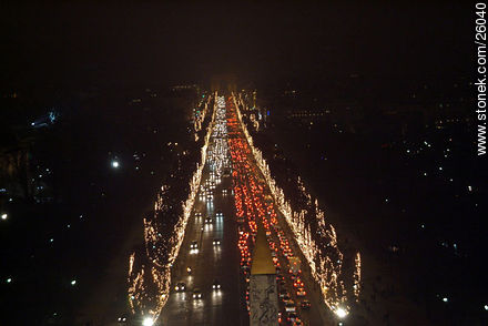 Avenue des Champs Elysées. - Paris - FRANCE. Foto No. 26040