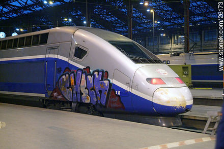 TGV grafiteado - París - FRANCIA. Foto No. 26173