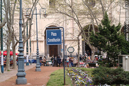 Plaza Constitución - Departamento de Montevideo - URUGUAY. Foto No. 17377