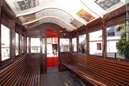 Interior de un tranvía de 1887-1925 (a caballo) - Departamento de Montevideo - URUGUAY. Foto No. 22772