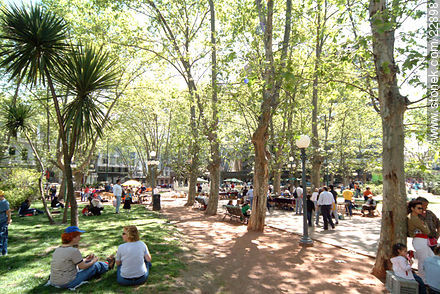 Plaza Constitución - Departamento de Montevideo - URUGUAY. Foto No. 22898