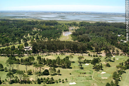 Club de golf en San Rafael. Parque Indígena - Punta del Este y balnearios cercanos - URUGUAY. Foto No. 20899