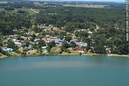 El Tesoro. Balneario La Barra de Maldonado - Punta del Este y balnearios cercanos - URUGUAY. Foto No. 20937