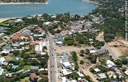 Balneario La Barra. Ruta 10 - Punta del Este y balnearios cercanos - URUGUAY. Foto No. 20949