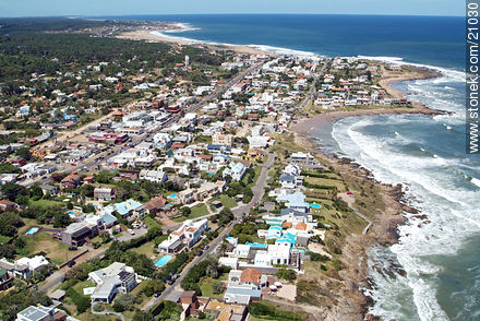  - Punta del Este y balnearios cercanos - URUGUAY. Foto No. 21030