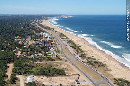  - Punta del Este y balnearios cercanos - URUGUAY. Foto No. 21063