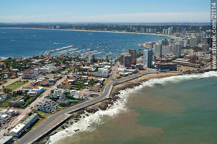  - Punta del Este y balnearios cercanos - URUGUAY. Foto No. 21114