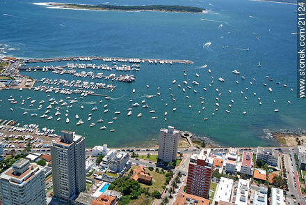  - Punta del Este y balnearios cercanos - URUGUAY. Foto No. 21124