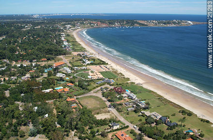 - Punta del Este y balnearios cercanos - URUGUAY. Foto No. 21283
