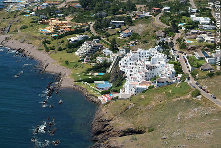  - Punta del Este and its near resorts - URUGUAY. Photo #21330