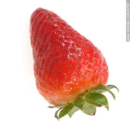 Strawberry on white background  - Flora - MORE IMAGES. Photo #8797